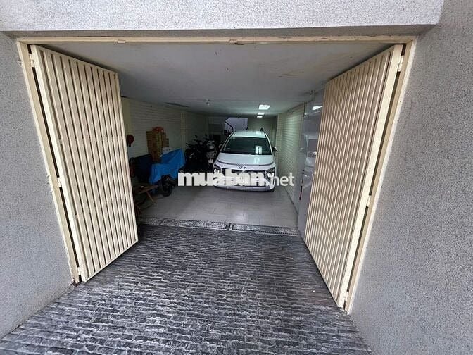 KINH ĐÔ THỜI TRANG - NGUYỄN TRÃI - 5,5x30m - HẦM 6 TẦNG - 80 TRIỆU