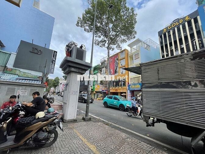 KINH ĐÔ THỜI TRANG - NGUYỄN TRÃI - 5,5x30m - HẦM 6 TẦNG - 80 TRIỆU