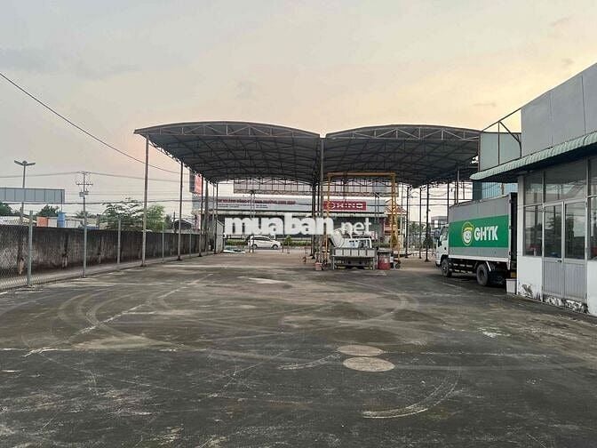 CHÍNH CHỦ CHO THUÊ MẶT BẰNG QL1A ĐỐI DIỆN XE TẢI HINO