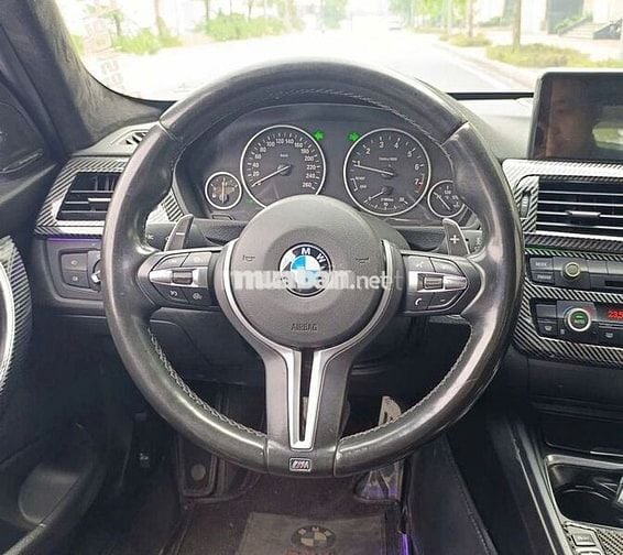 BMW 3 Series 2013 320i - 110000 km