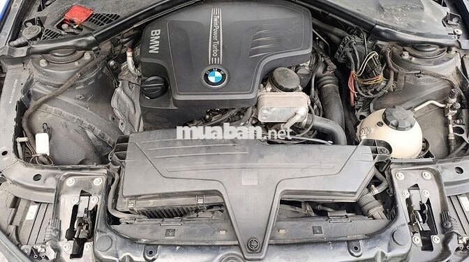 BMW 3 Series 2013 320i - 110000 km