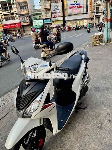 🟢🟢 Vision trắng đký T11/2020 khoá Smarkey xe đẹp