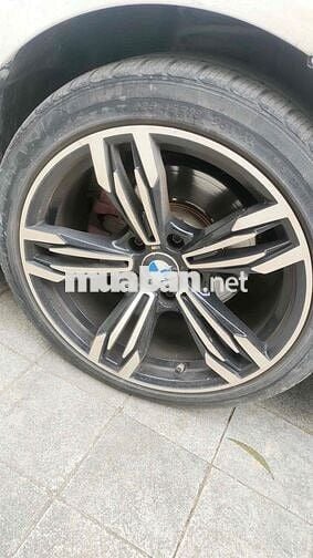BMW 2010 Trắng 5 chỗ Tự động
