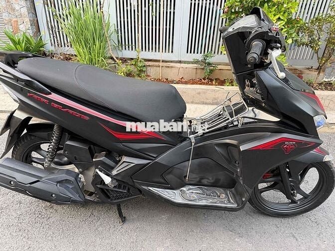 Honda Air Blade 2017 Đen nhám lỗ