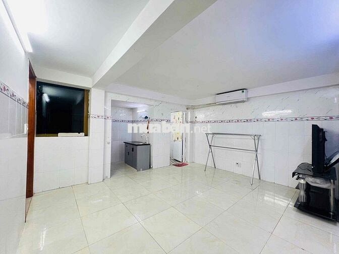 CĂN HỘ 2P NGỦ,1P KHÁCH,RỘNG 40m2,SẴN NỘI THẤT-SẴN NỘI THẤT CƠ BẢN