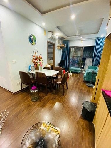 Tôi cần bán CHCC Ecohome Đông Ngạc. Sổ đỏ 56m2: 2PN, 1VS. 3,9ty( bớt )