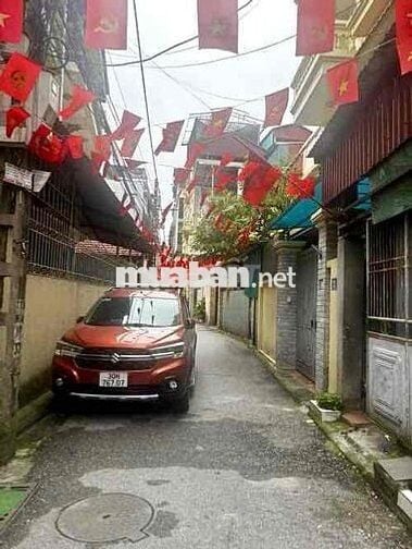 BÁN ĐẤT TẶNG NHÀ 2 TẦNG VIỆT HƯNG NGÕ THÔNG Ô TÔ TRÁNH