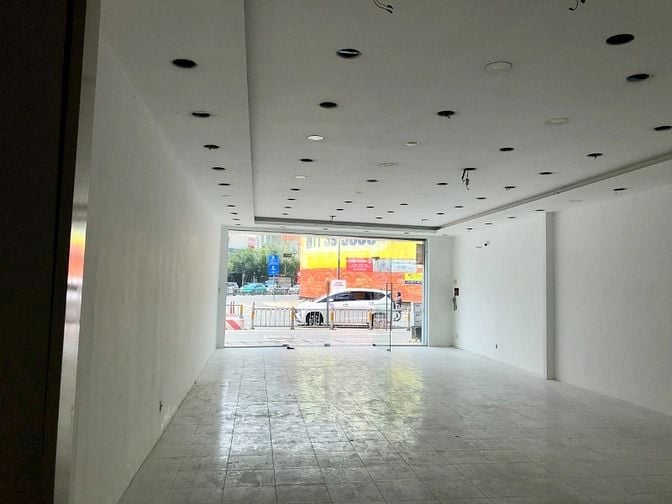 NHÀ MẶT TIỀN 6.3x15m góc ngã tư Nguyễn Văn Trỗi - Trần Huy Liệu