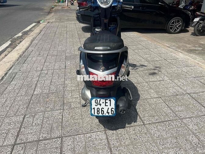 Yamaha Grande Xanh đậm