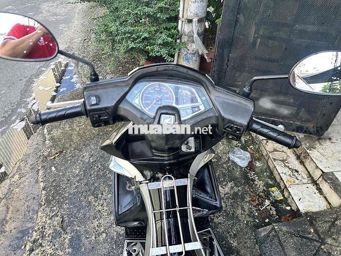 Cần bán chiếc AB 2009 phun xăng điện tử, máy zin