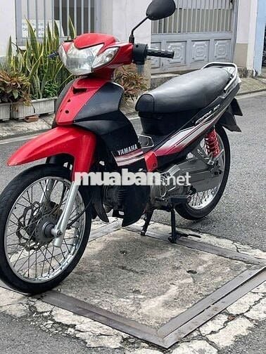 Sirus nhật . Xe y hình