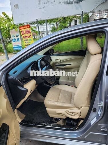 Toyota Vios Bạc 5 chỗ Số tự động