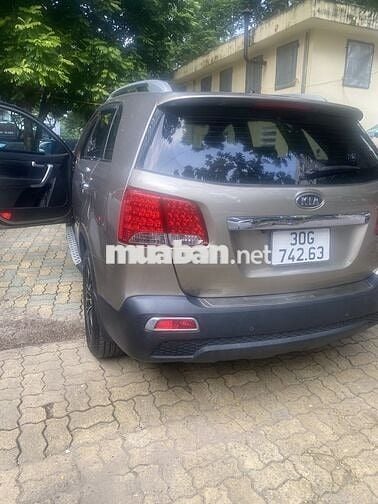 Bán xe kia sorento 2.4 GATH bản new 2013 hót