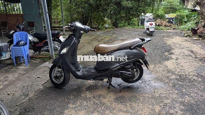 xe Fi máy zin êm áo liền cứng về chạy liền