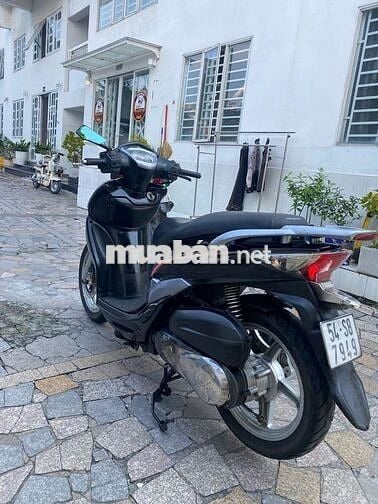 Honda Shark màu Đen