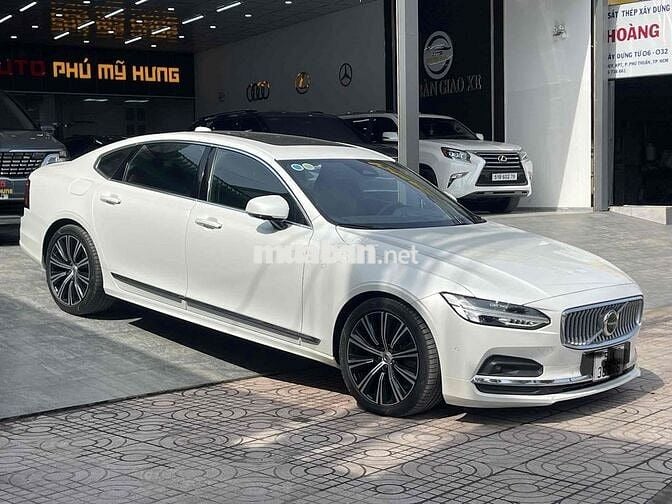 Volvo S90 2023 LWB Ultimate B6 AWD - 24000 km