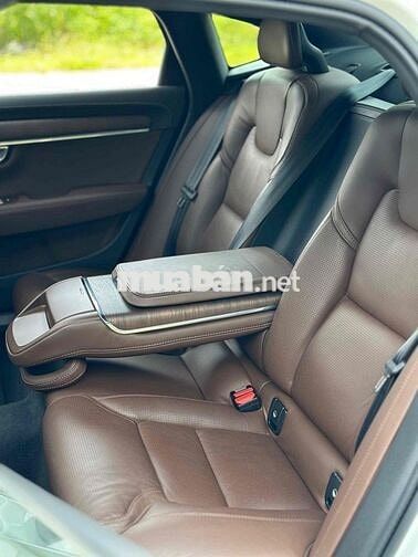 Volvo S90 2023 LWB Ultimate B6 AWD - 24000 km