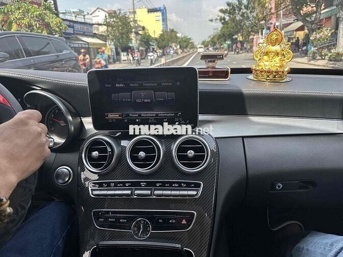 C300 AMG 2016 lăn bánh cuối 2017- 89000 km