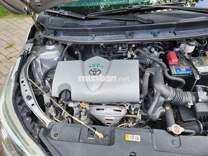 Toyota Vios Bạc 5 chỗ Số tự động