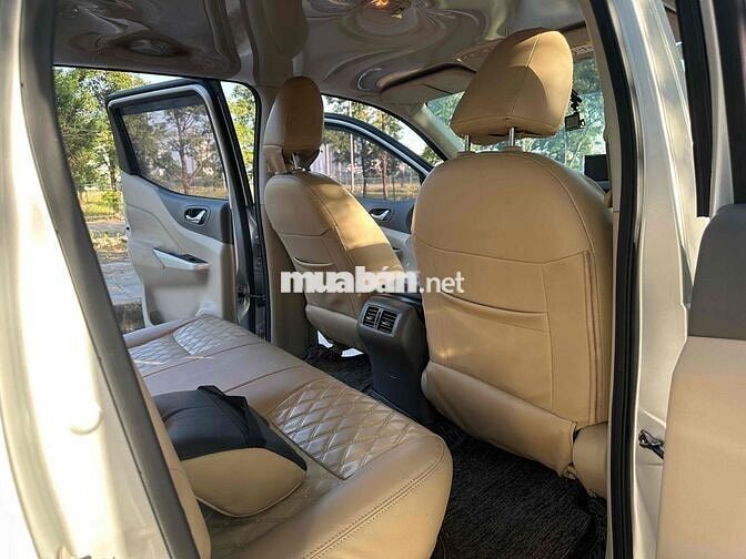 Nissan Navara 2016 NP300 EL 4x2 AT - 140000 km