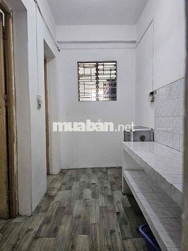 Bán nhà tập thể phố Lương Khánh Thiện nguyên bản sổ to thoáng mát 50m