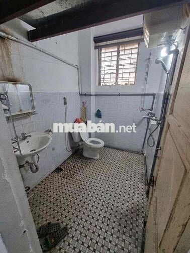 Bán nhà tập thể phố Lương Khánh Thiện nguyên bản sổ to thoáng mát 50m