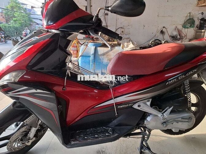 Honda Air Blade Đỏ đen