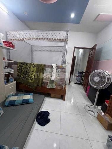 Bán nhà Nguyễn Kiệm 1T2L Giá: 3 tỷ 4 35.5 m2 nhà đẹp như mới mua ngay