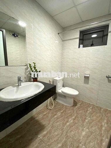 PHÒNG ĐẸP VIEW KÍNH MỸ ĐÌNH- GẦN SÂN VẬN ĐỘNG- PHẠM HÙNG