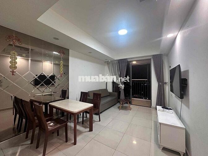 Cho thuê căn hộ 2 phòng ngủ 2WC. chung cư Botanica Premier. gần sân ba