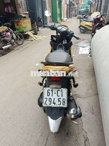 Yamaha Nouvo 5 Fi 2012 Vàng đen giá sinh viên