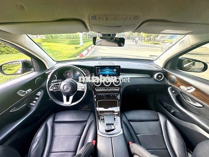 Mercedes-Benz GLC200 4Matic 2021 Đen