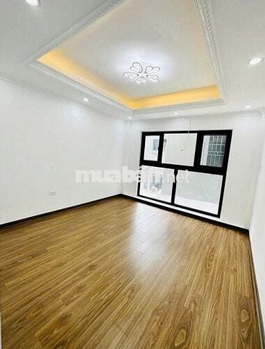 Bán nhà Bùi Xương Trạch, 40m2, xây mới, ngõ 3 gác tránh,sân để xe rộng