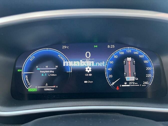 CROSS 1.8HV 2024- xăng lai điện - 18.000km