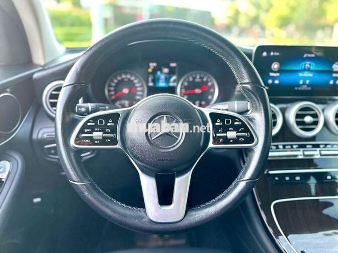 Mercedes-Benz GLC200 4Matic 2021 Đen