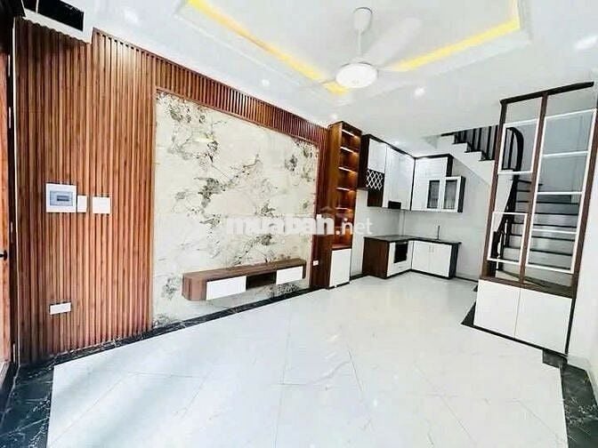 Bán nhà Bùi Xương Trạch, 40m2, xây mới, ngõ 3 gác tránh,sân để xe rộng