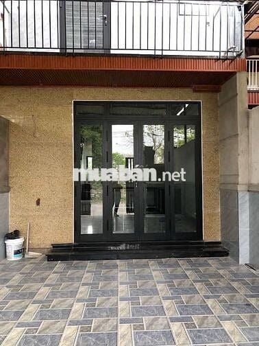 ❣️❣️❣️hot hot hot💞💞💞cho thuê nhà mặt tiền full nội thất giá rẻ ❣️❣️