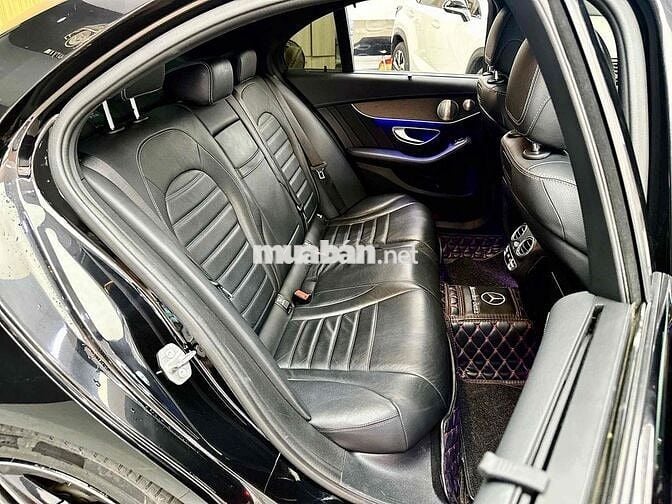 Mercedes Benz C Class 2019 C 300 AMG - 58000 km