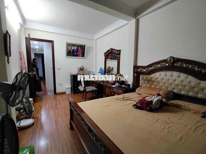 Mặt phố Vĩnh Hưng 75m 6 tầng thang máy