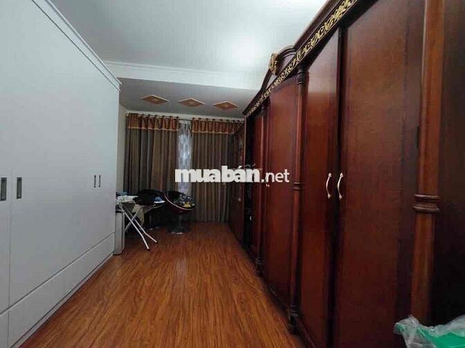 Mặt phố Vĩnh Hưng 75m 6 tầng thang máy