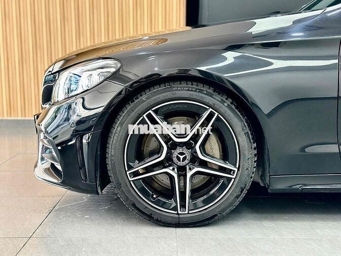 Mercedes Benz C Class 2019 C 300 AMG - 58000 km