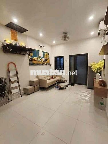 Chung cư Đền Lừ, thang máy, full nội thất, 55m2,  2 ngủ KK, bãi ô tô