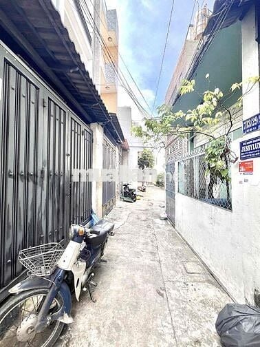 CHO THUÊ NHÀ NGUYÊN CĂN 2PN 2WC 80m2 NHÀ TRỐNG TẠI LÊ ĐỨC THỌ P15