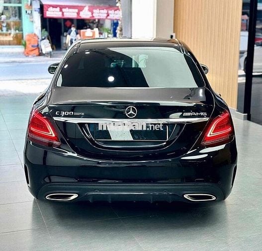Mercedes Benz C Class 2019 C 300 AMG - 58000 km