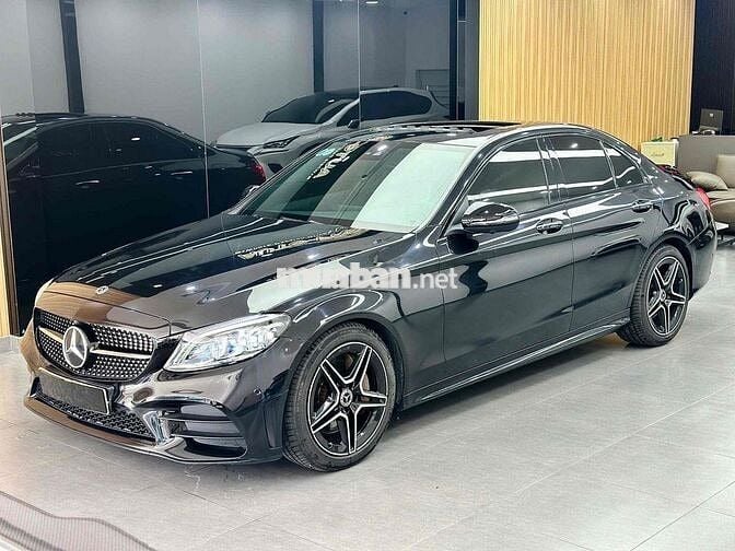 Mercedes Benz C Class 2019 C 300 AMG - 58000 km