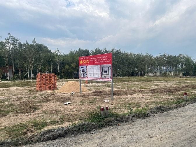 🚀 ĐẤT NỀN TÂY NINH - CÁCH TP.HCM CHỈ 4KM! CHỈ 200 TRIỆU SỞ HỮU NGAY!