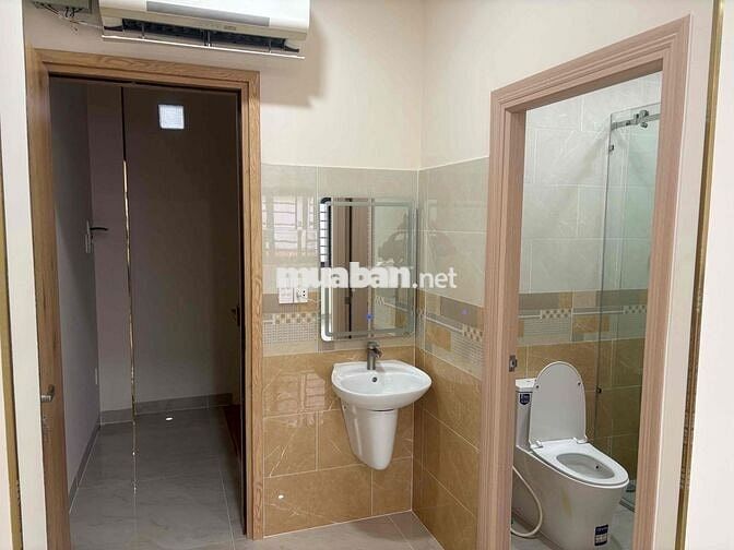 nhà mới cho thuê ( chính chủ không qua mô giới )