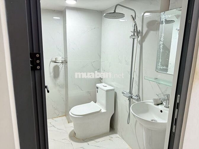 CĂN H - TÁCH BẾP THOÁNG MÁT NGAY DƯƠNG QUẢNG HÀM - TRẦN BÁ GIAO