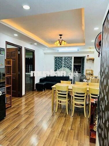 Căn hộ .Trường sa .  52m2 . 2pn. Sổ hồng riêng . Có thang máy .