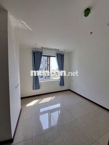 Cần cho thuê căn hộ Docklands Sài Gòn, 3PN, Nội hất cơ bản, ở ngay